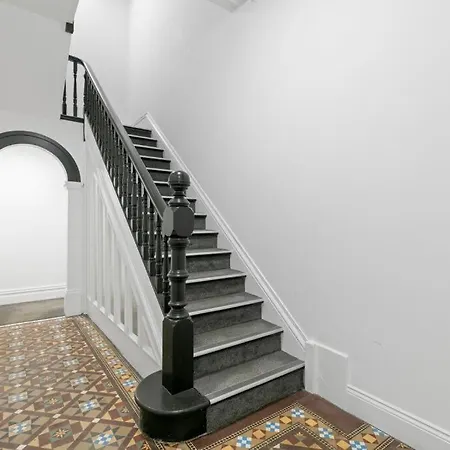 The Penthouse At Dane Court Apartment Harrogate