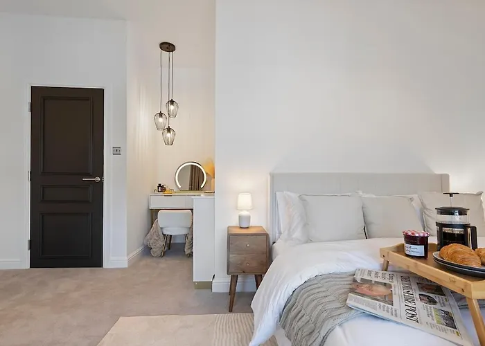 The Penthouse At Dane Court *