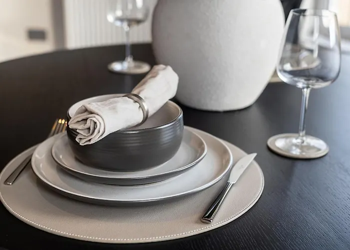 The Penthouse At Dane Court Appartamento