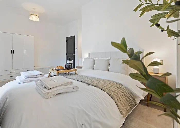 The Penthouse At Dane Court *